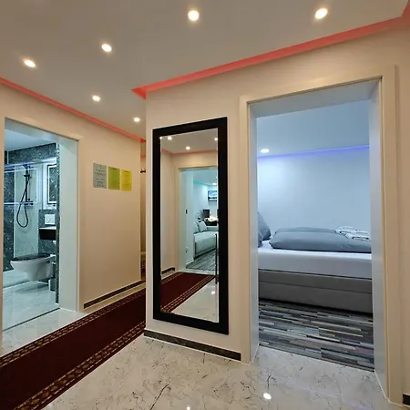 Modern Neuburg N - Neu - 3 Zimmer, Stellplatz, Ausgestattet, Kueche, 4 Tv, Wi-fi * 노이부르크 안 데어 도나우